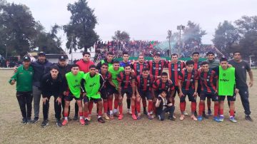La Liga Santiagueña vive una jornada cargada de fútbol con seis encuentros