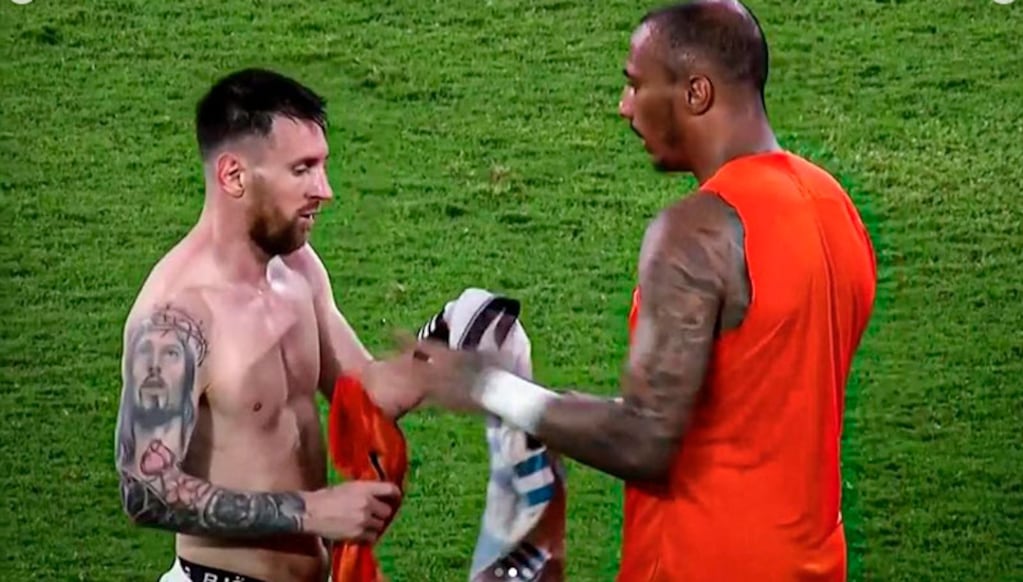 El héroe de Curazao que intercambió camiseta con Messi en el Madre de Ciudades