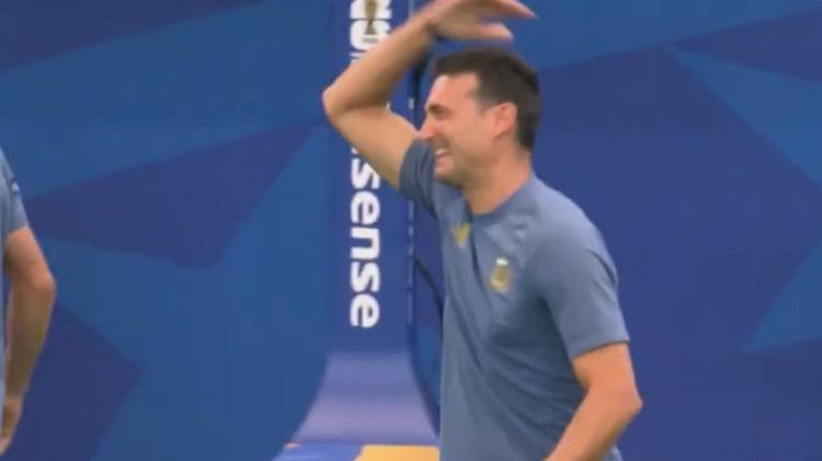 VIDEO: La reacción de Scaloni al gol histórico de Messi