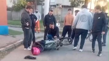 Video: hartos de los robos, vecinos del barrio Autonomía atraparon a un ladrón y lo entregaron a la policía