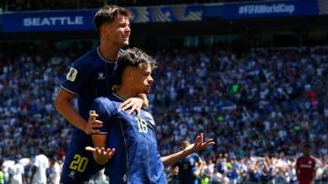 Bosnia goleó a Qatar, lo eliminó del Mundial y sueña con la clasificación