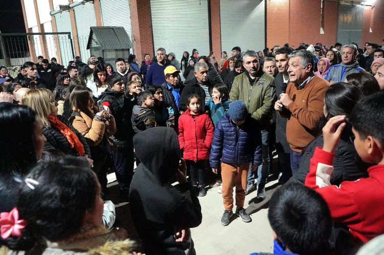 Nediani inauguró la obra de pavimentación e iluminación de la calle Tierra del Fuego