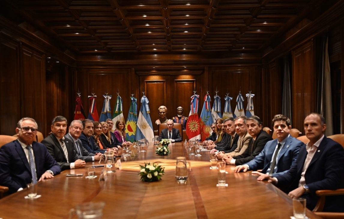 Vicegobernadores del Norte Grande fueron recibidos por el Gobernador Elías Suárez