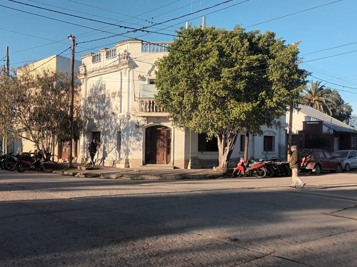 Productor de Los Juríes denunció una presunta estafa tras la compra de un Fiat Cronos en Añatuya