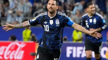 Video: Messi volvió a hacer magia  y anotó ante Jordania