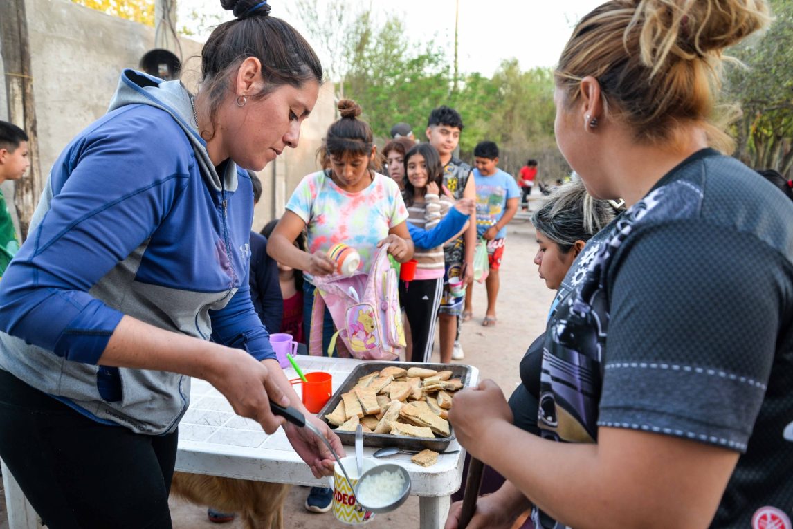 El hambre avanza y el pueblo resiste