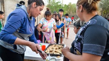 El hambre avanza y el pueblo resiste