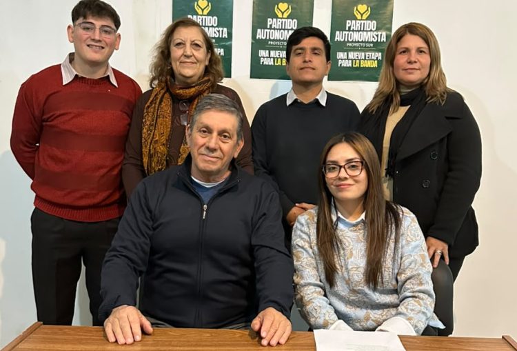 El Partido Autonomista presentó su lista de candidatos para competir en las elecciones municipales de La Banda