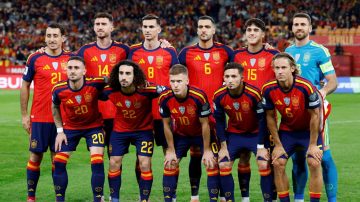 España enfrenta a Arabia Saudita con la obligación de ganar por el Grupo H