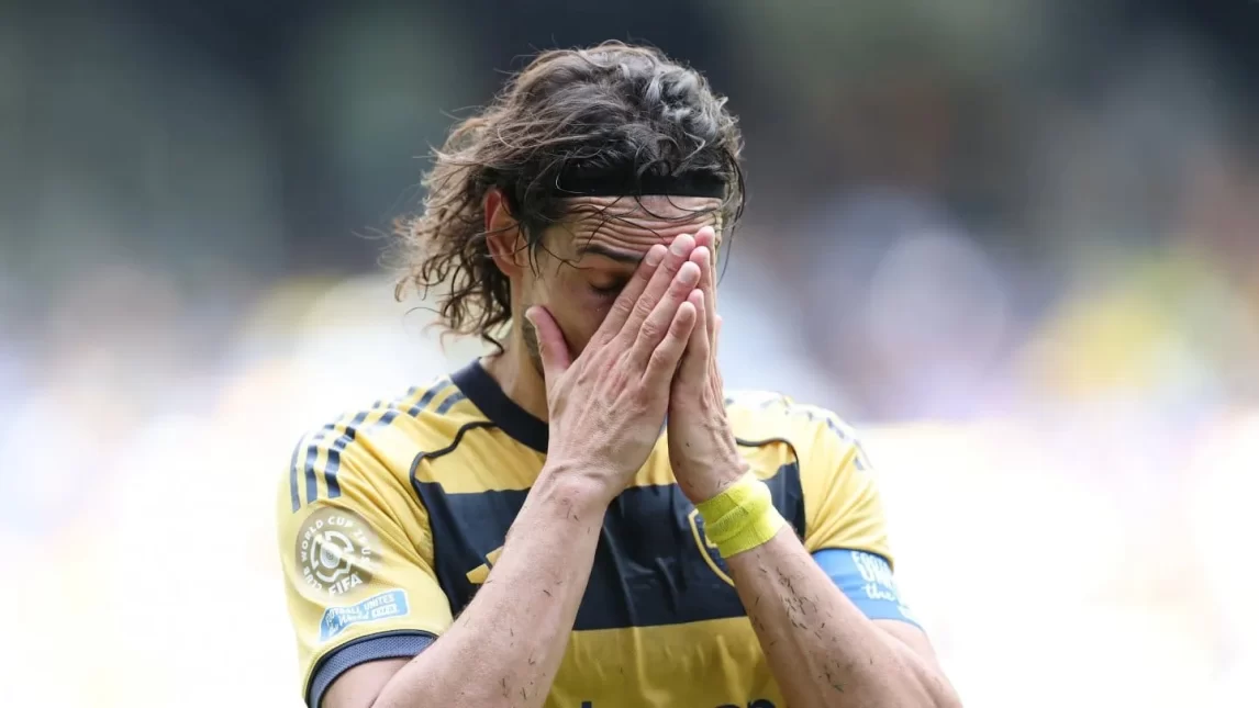 Cavani no sería tenido en cuenta por Arruabarrena y su futuro en Boca es una incógnita