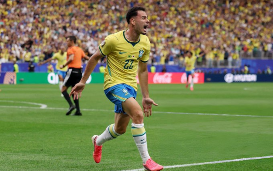De manera agónica, Brasil venció a Japón y se metió en los octavos de final