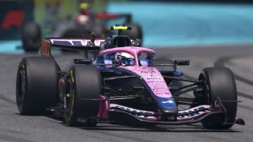 Buen arranque de Colapinto: terminó décimo en el primer ensayo del GP de Barcelona