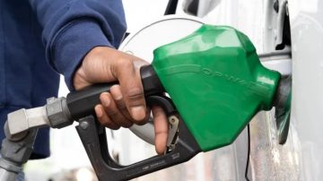 El Gobierno postergó hasta julio de 2026 la aplicación plena de impuestos a los combustibles
