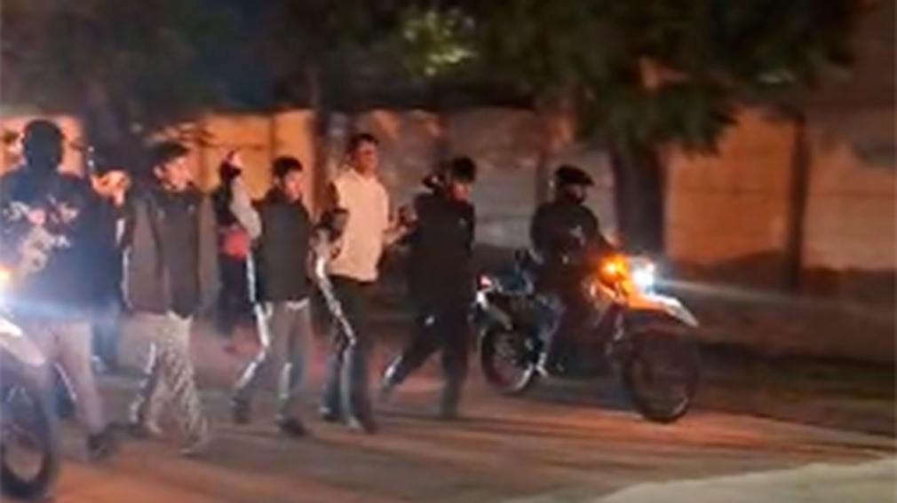 Madrugada violenta: 15 jóvenes fueron demorados tras provocar disturbios en el B° Vinalar