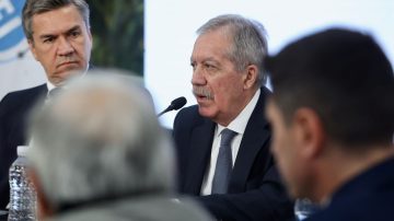 Elías Suárez firmó un importante acuerdo en Chaco: “Los ciclos de inundación y sequía nos obligan a planificar juntos”