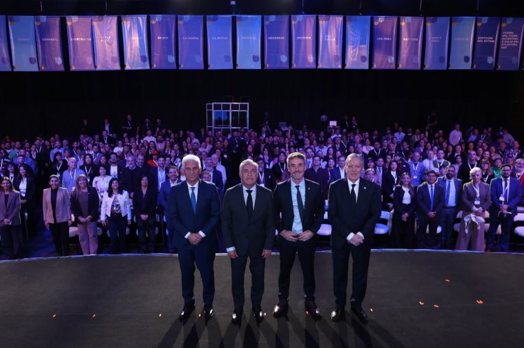 Santiago del Estero participa del Encuentro Federal de Industrias Culturales y Creativas en Mendoza