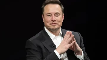 Elon Musk se convirtió en el primer billonario del mundo tras la salida a Bolsa de SpaceX
