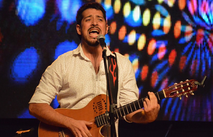 Franco Ramírez vuelve a Santiago con un homenaje musical a Jacinto Piedra
