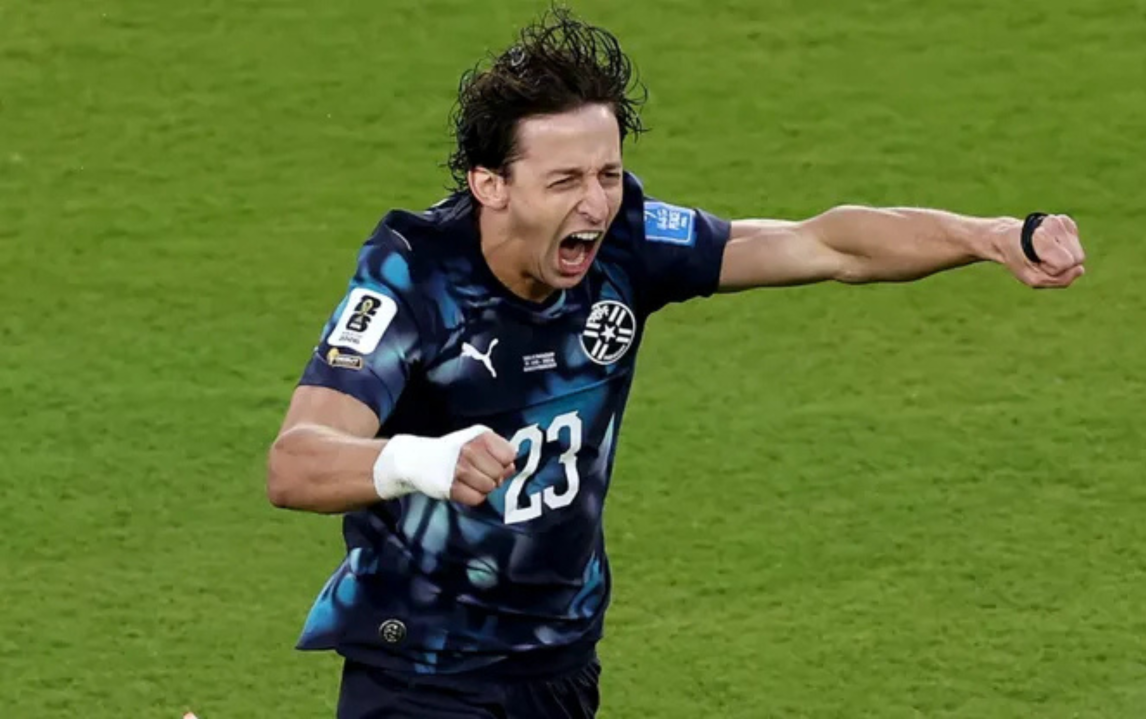 Pese a su gran Mundial con Paraguay, River mantiene la decisión sobre Galarza Fonda