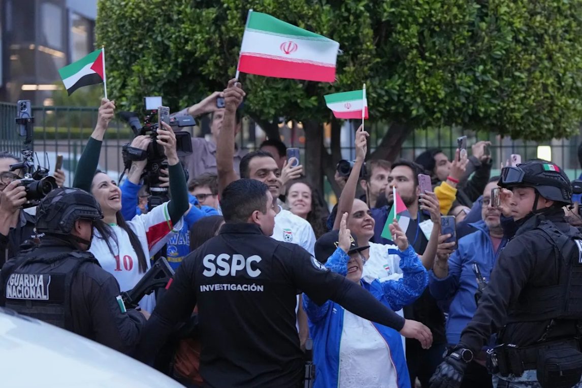 La federación de Irán anunció el retiro de las entradas para el Mundial a los aficionados de su país