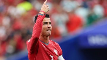 Los dos récords que batió Cristiano Ronaldo tras anotar un doblete ante Uzbekistán