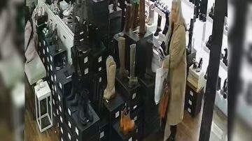 Fue filmada cuando entró a un local de 24 de Septiembre y hurtó un par de zapatillas