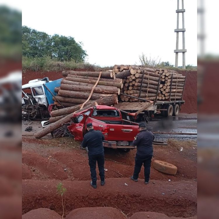 Anunció que iba a suicidarse tras golpear a su ex y robar un auto: la secuencia terminó con tres muertos