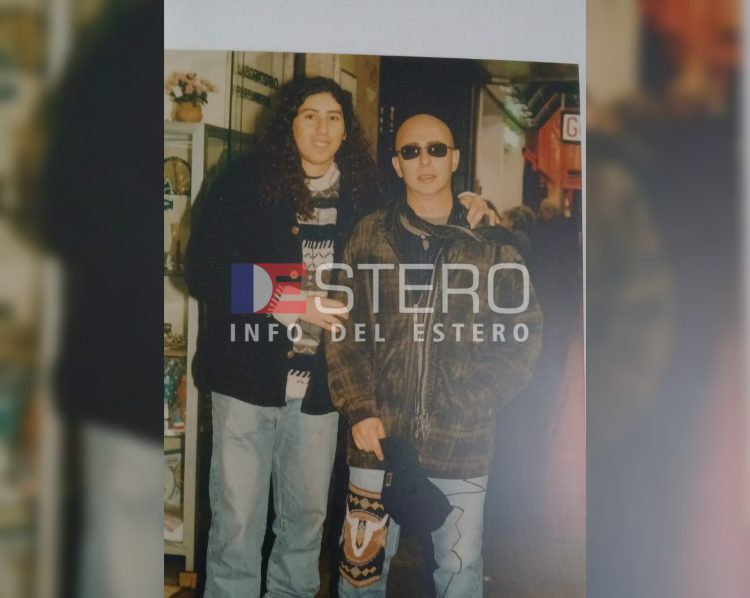 Federico Herrera, el “ricotero” santiagueño, a 30 años de su foto con el Indio Solari: “Me decía que estaba loco por seguirlos hasta Mar del Plata”