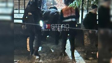 Se atrincheró con una garrafa y quiso incendiar su casa tras agredir a su pareja