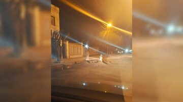 Un caño roto mantiene anegada la calle Jujuy en el B° Salta Prolongación