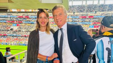Beso a beso: las jugadas fotos de Mauricio Macri junto a su nueva novia