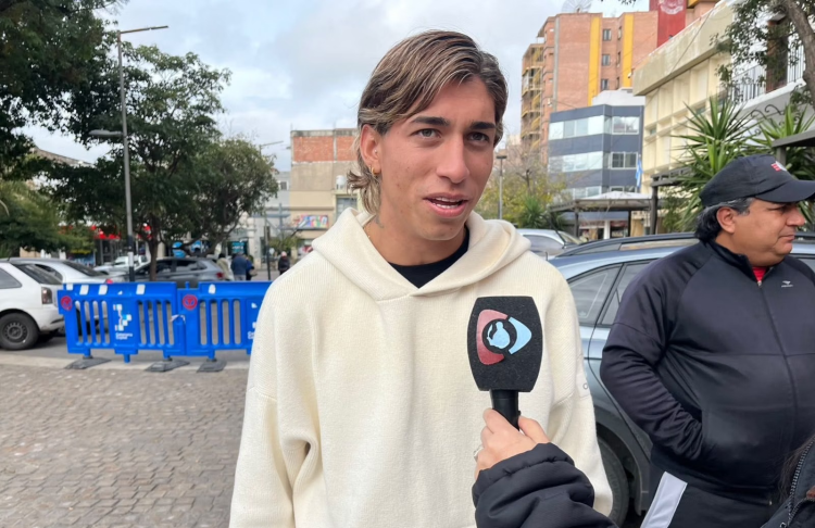 Maher Carrizo sorprendió a los catamarqueños con su visita a la Virgen del Valle