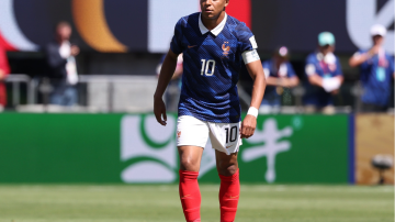 Doblete, récord y más historia para Mbappé en los Mundiales