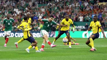 México derrotó a Ecuador y se metió en los octavos de final del Mundial