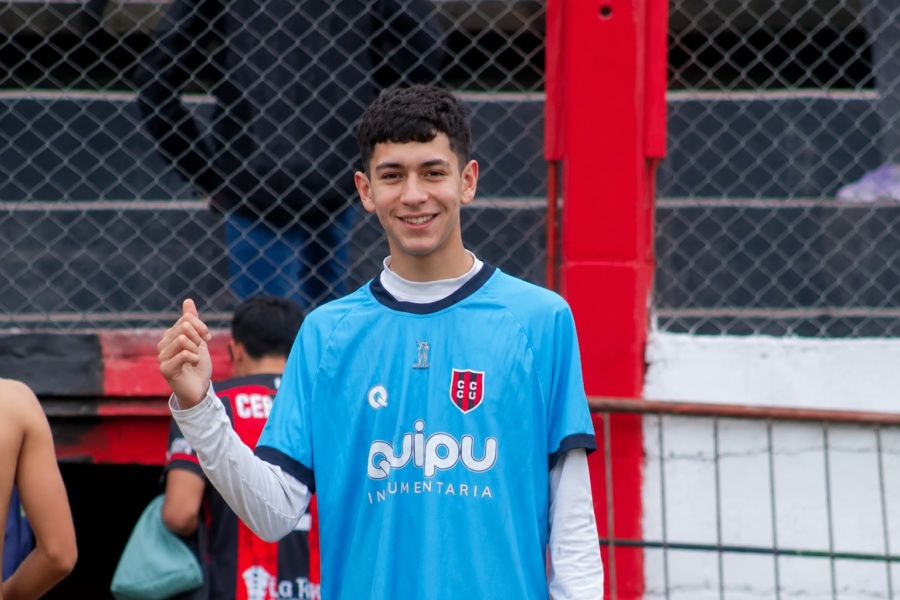 “Abrazo al cielo de penal atajado, amiguito”: emotivo adiós en redes a Agustín, el joven arquero de Comercio