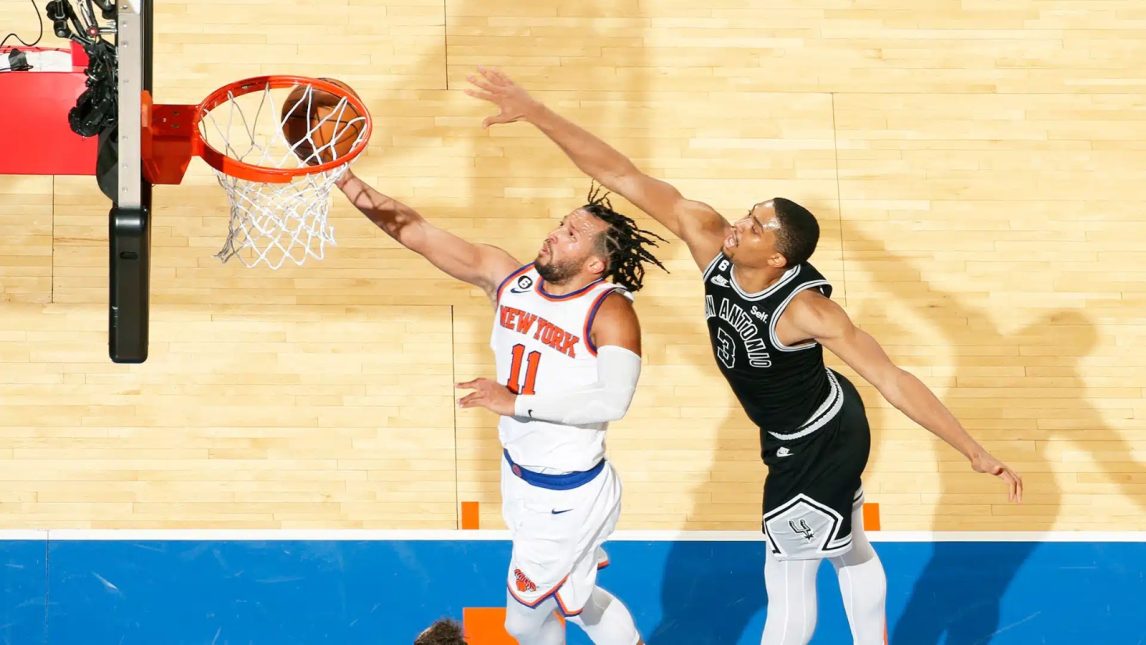 Histórica remontada de los Knicks ante Spurs para quedar a un paso del título de la NBa