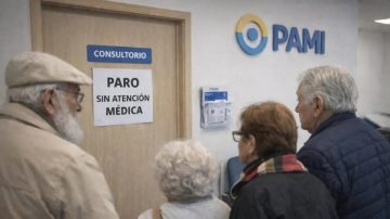 Médicos de cabecera y odontólogos del PAMI inician un paro nacional de 72 horas