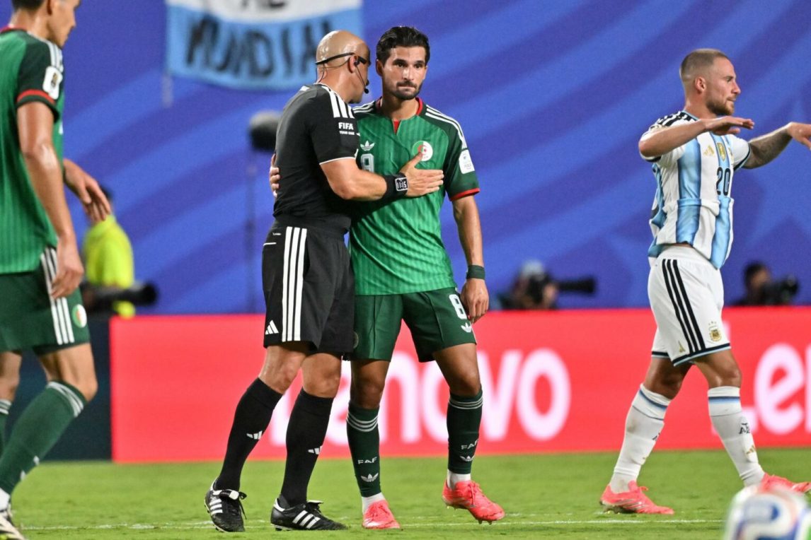 Argelia presentó una queja ante la FIFA por el arbitraje ante Argentina en el debut del Mundial 2026
