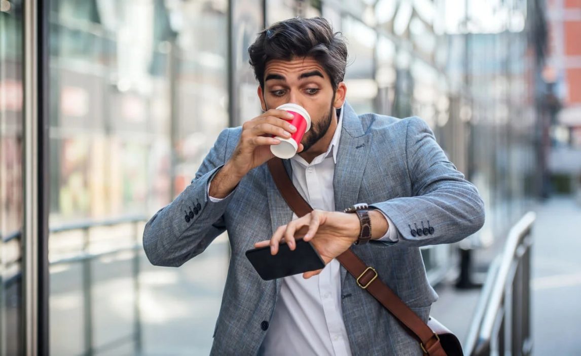 ¿Siempre llegas tarde al trabajo?, aplicá estos 12 consejos para evitarlo