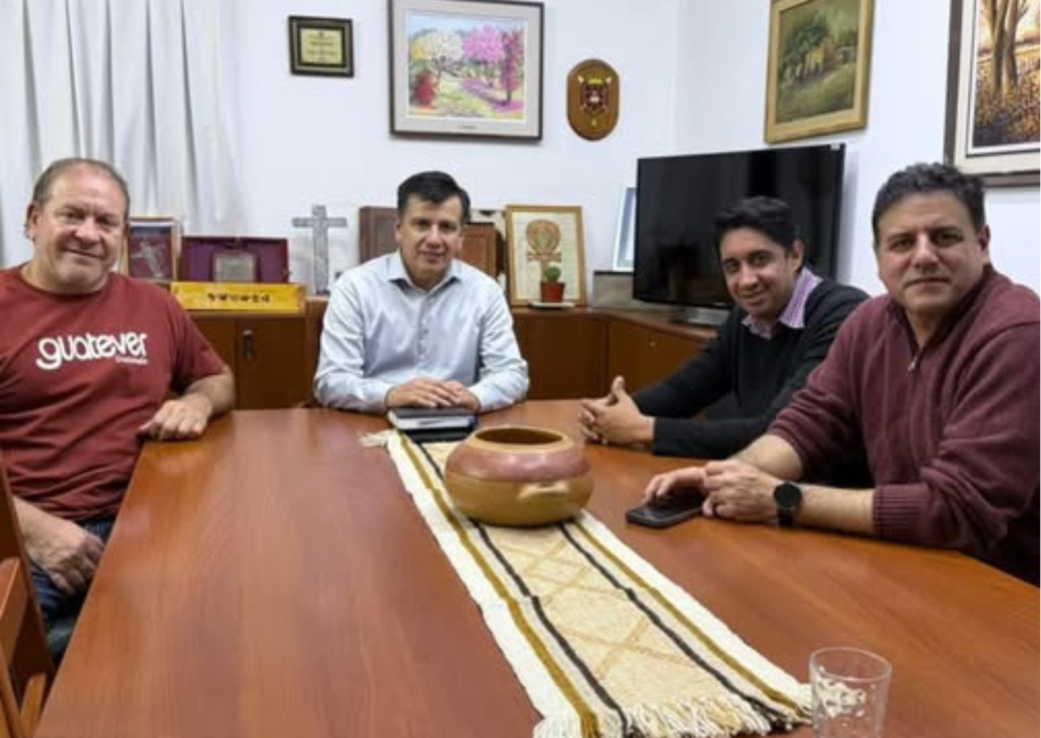 La USR y la UNSE trabajan en la creación de un equipo universitario de rugby