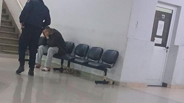 Ramiro Petros fue sometido a una evaluación del Cuerpo Médico Forense tras el incendio en su departamento
