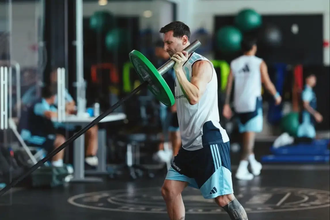 Las tormentas obligaron a suspender el entrenamiento de la Selección Argentina en Miami