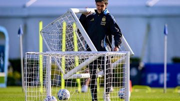 Roberto Ayala habló de su cruce con Dani Olmo: “Fue una reacción a un dicho”