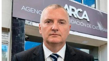 Reactivan la causa contra el titular de ARCA: piden información a EE. UU. por propiedades ocultas