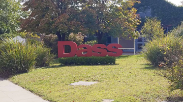 Grupo Dass, la empresa que fabrica calzado en Misiones para Nike y Adidas cierra su planta y 150 trabajadores son despedidos