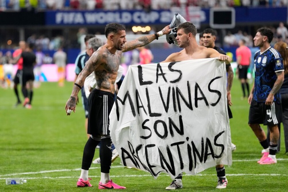 Polémica por la bandera de Malvinas: un dirigente británico pidió que Inglaterra abandone la FIFA