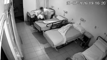 Filman a un cuidador maltratando a jubilados en un geriátrico: “¿Por qué no te morís?”