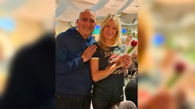 Tiene 53 años, es fan de Bandana desde 2001 y por fin pudo conocer a sus ídolas en Santiago del Estero