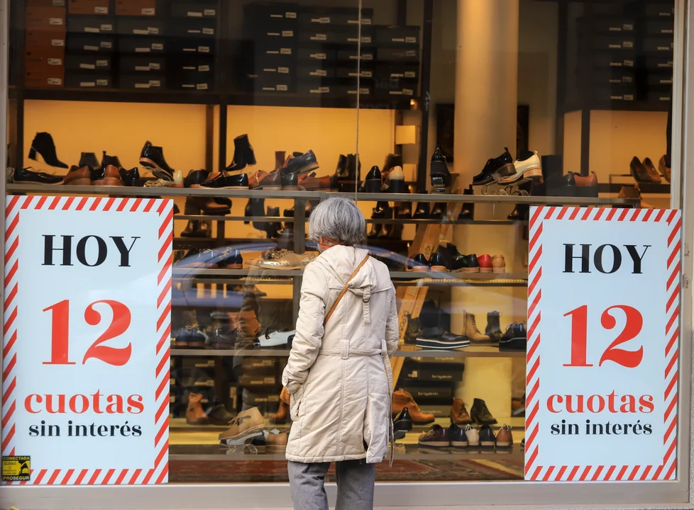 Ventas minoristas: el Mundial y el aguinaldo le dieron un respiro a los comercios
