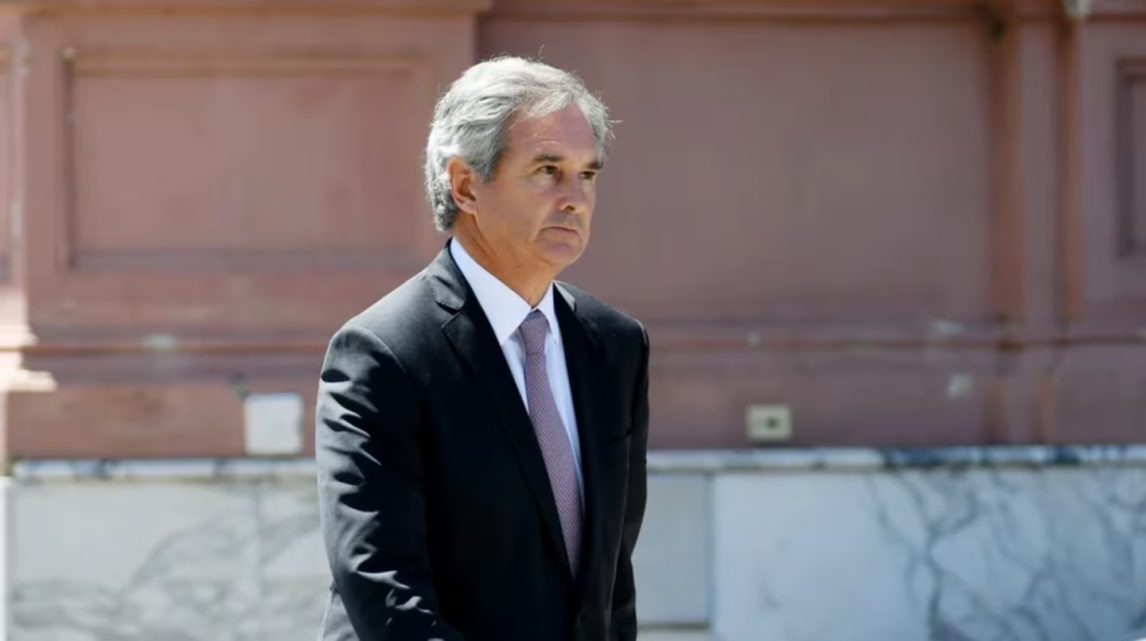 El canciller Pablo Quirno viajó a EE.UU. un día antes de las semifinales del Mundial y desató la polémica